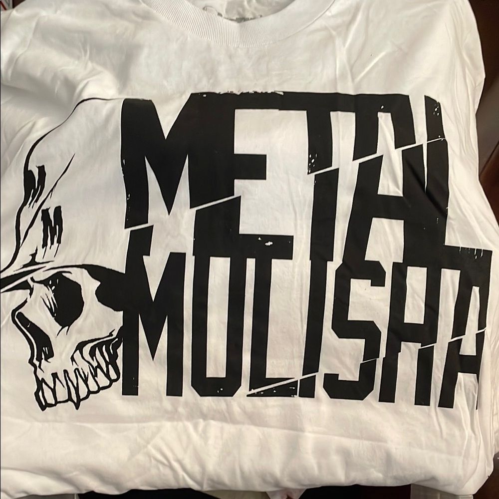 Metal Mulisha Black and‎ White Skull Tee